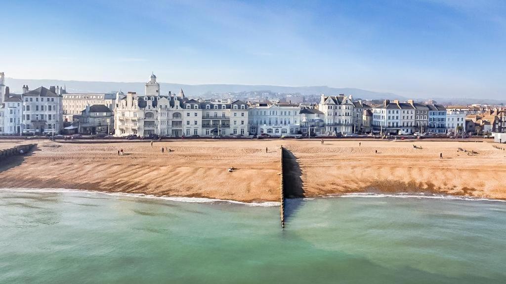 Eastbourne Riviera Hotel מראה חיצוני תמונה