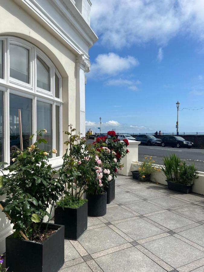Eastbourne Riviera Hotel מראה חיצוני תמונה