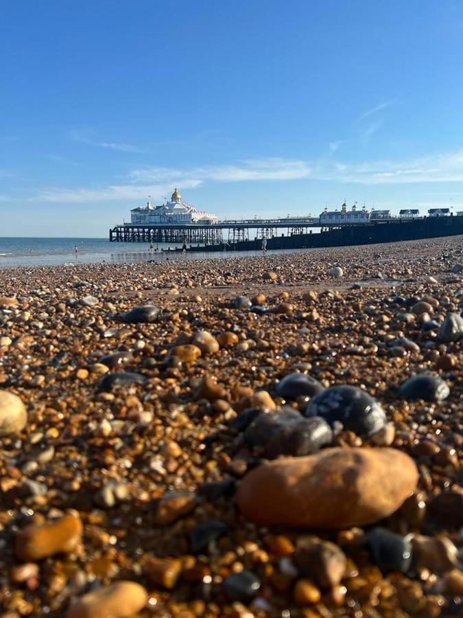 Eastbourne Riviera Hotel מראה חיצוני תמונה
