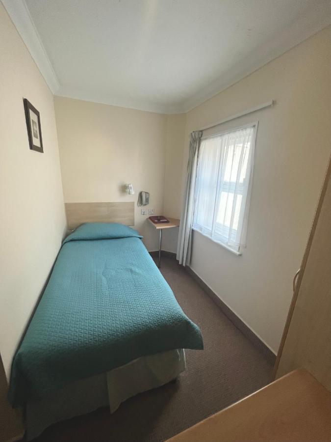 Eastbourne Riviera Hotel מראה חיצוני תמונה