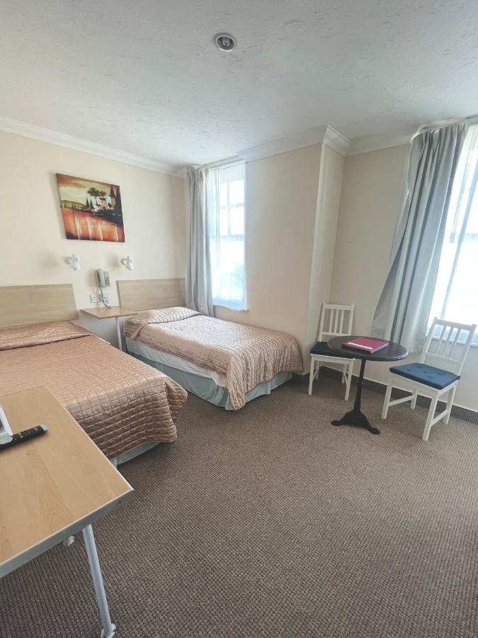 Eastbourne Riviera Hotel מראה חיצוני תמונה