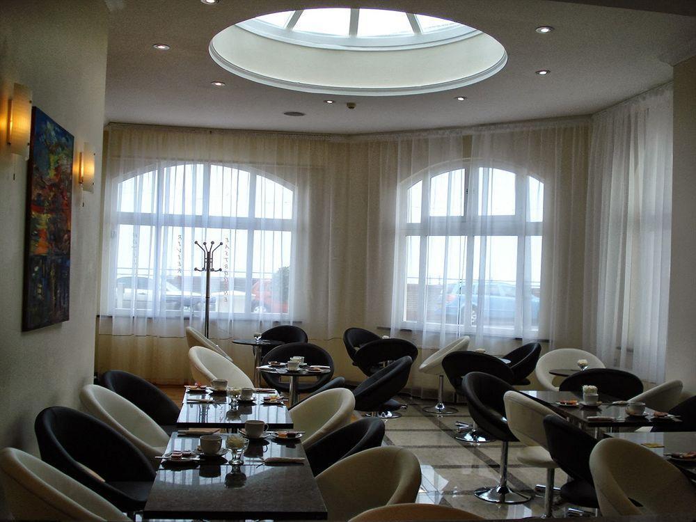 Eastbourne Riviera Hotel מראה חיצוני תמונה