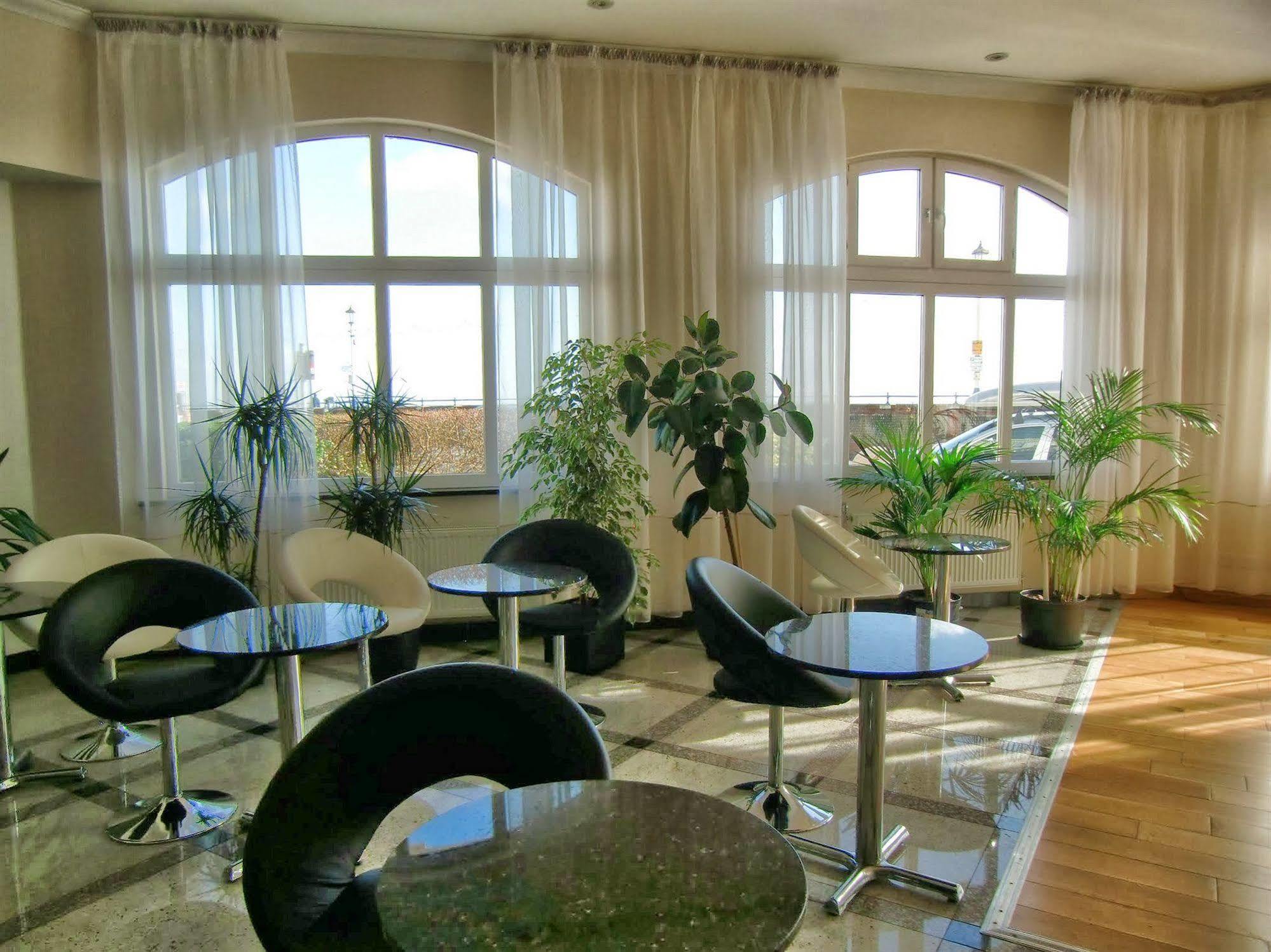 Eastbourne Riviera Hotel מראה חיצוני תמונה